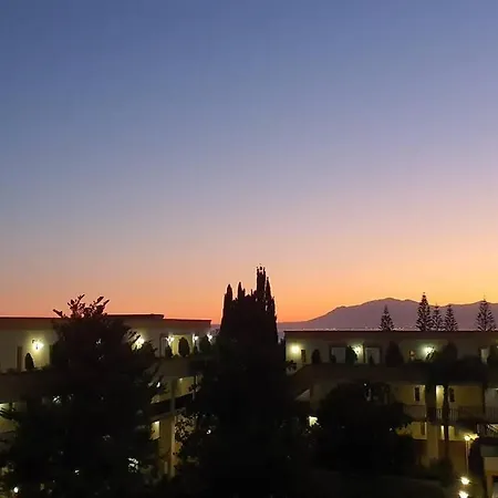 Luxury Apartment-studio In Marbella! マルベーリャ